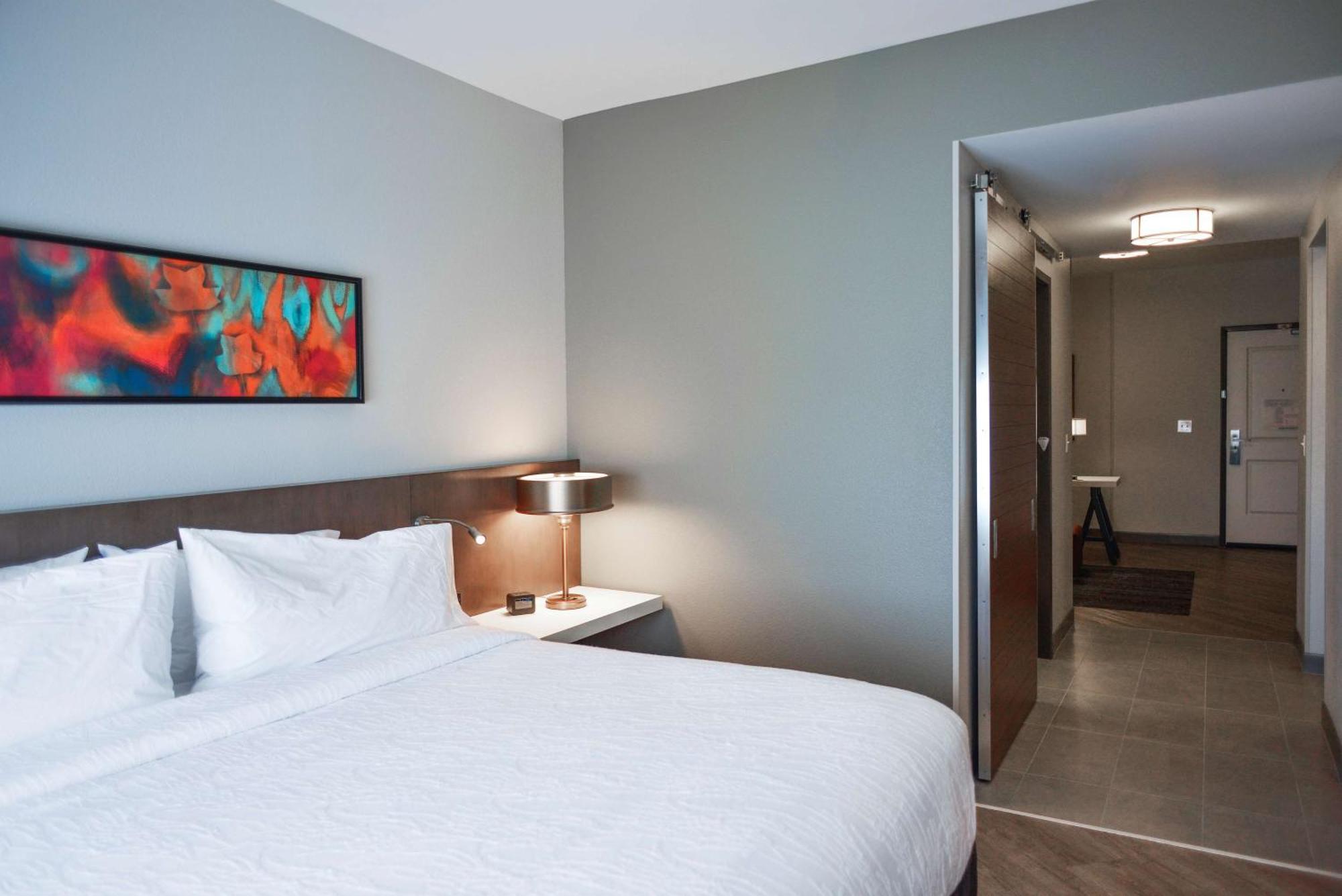 Hilton Garden Inn Louisville Mall Of St. Matthews Exteriör bild